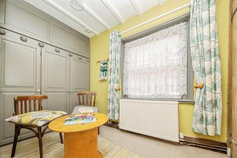 1 bedroom character property for sale, Kings Head Street, Harwich
