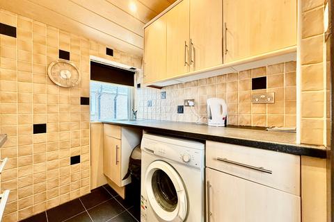 undefined, Castlemilk Road, Glasgow, G44