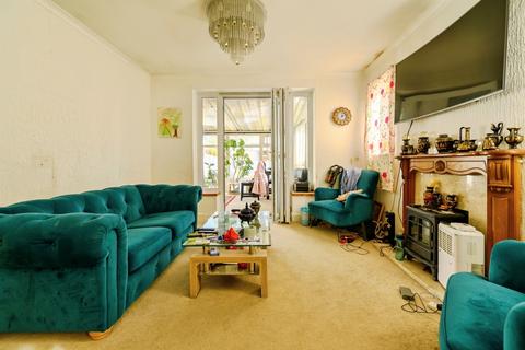 2 bedroom detached bungalow for sale, Bridges Avenue, Portsmouth