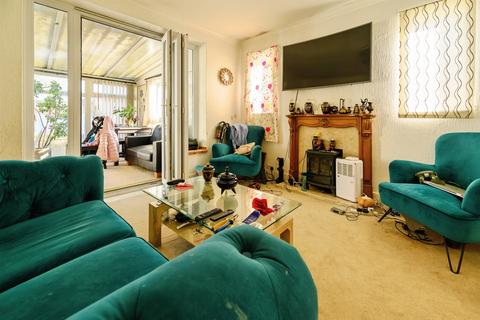 2 bedroom detached bungalow for sale, Bridges Avenue, Portsmouth