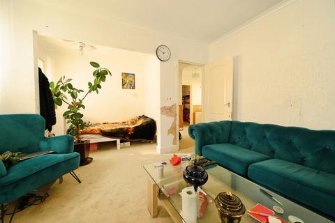 2 bedroom detached bungalow for sale, Bridges Avenue, Portsmouth
