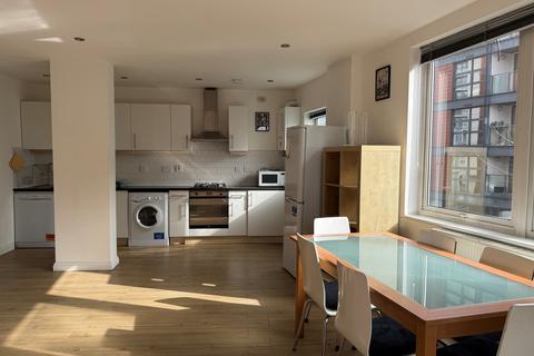 2 bedroom flat for sale, 9 Regatta Point, 1 Manilla Street, London, E14 8JZ