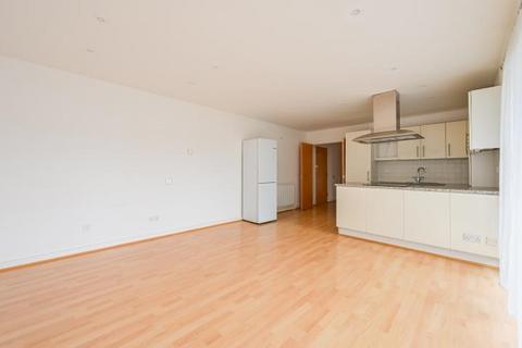 1 bedroom flat for sale, Ocean Wharf, Westferry Road, London, E14