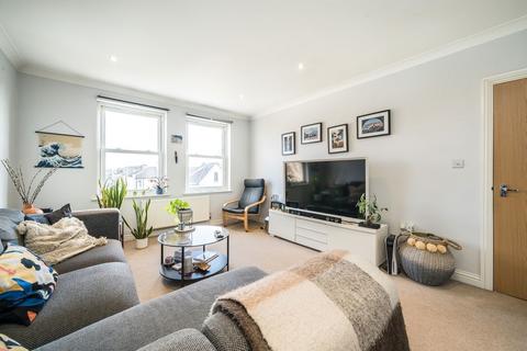 1 bedroom flat for sale, Bruce Road, Mitcham CR4