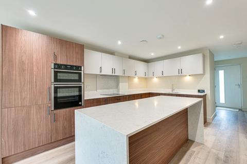 2 bedroom apartment for sale, Cumberland Avenue, Southend-on-sea, SS2