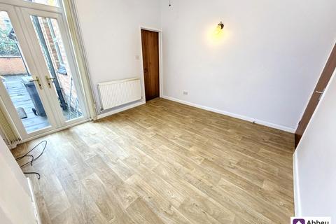 3 bedroom terraced house for sale, Glen Street, Leicester, LE4
