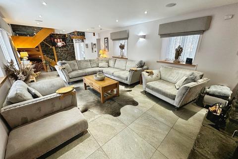 undefined, Eglwys Nunnydd, Margam, Port Talbot, SA13