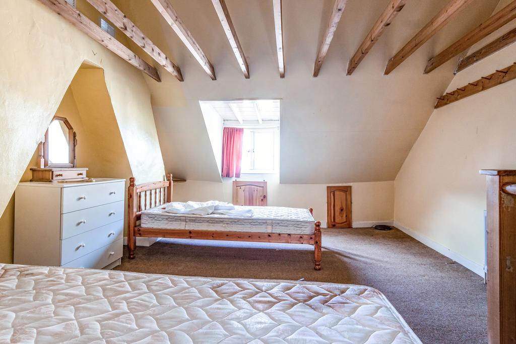 Bed 2