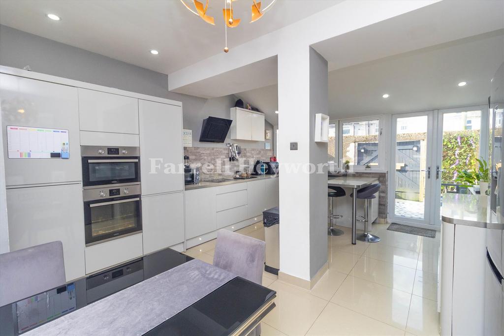 Kitchen and dining 2