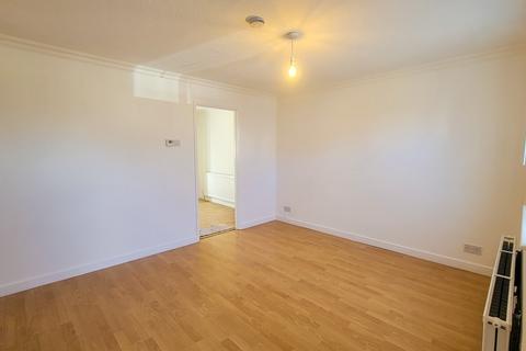 2 bedroom semi-detached house for sale, Hawthorn Road, Barnstaple, EX32