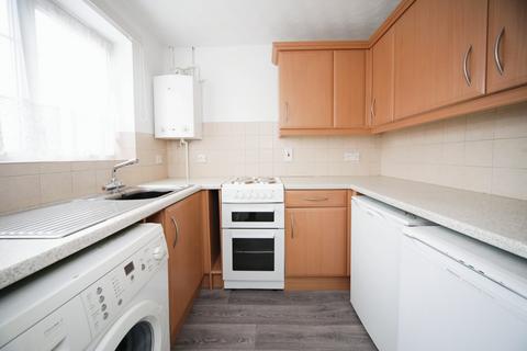 undefined, Falcon Close, Dunstable LU6
