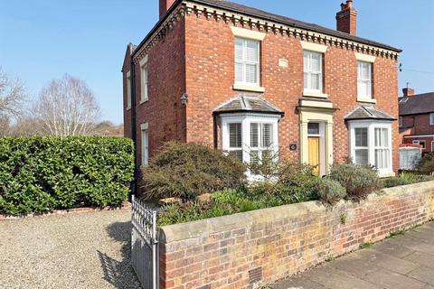 4 bedroom detached house for sale, Brook Street, Belle Vue, Shrewsbury