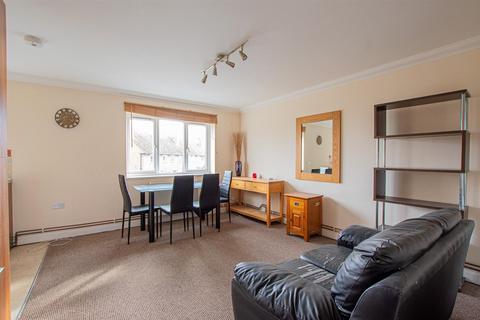 2 bedroom maisonette to rent, Green Park, Cambridge CB4