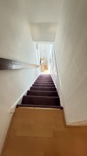 3 bedroom terraced house to rent, Lawdons Gardens, Croydon CR0