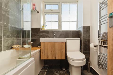 3 bedroom end of terrace house for sale, Broad Rush Green, Leighton Buzzard