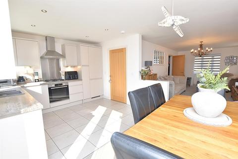 undefined, Larkspur Avenue, Healing, Grimsby DN41
