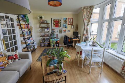 undefined, 9 Y Graig, Craig Yr Eos Road, Ogmore By Sea, Vale Of Glamorgan, CF32 0QN