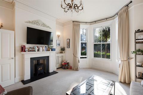 4 bedroom townhouse for sale, Risbygate Street, Bury St. Edmunds
