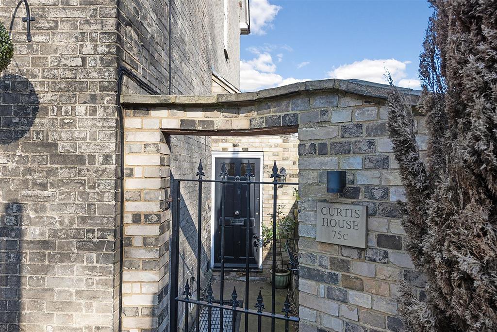 75c Risbygate Street ph03.jpg