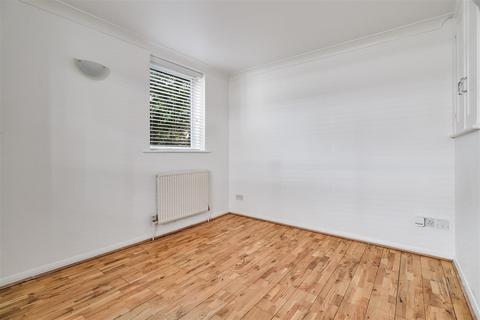 undefined, Carlyle Road, Cambridge CB4