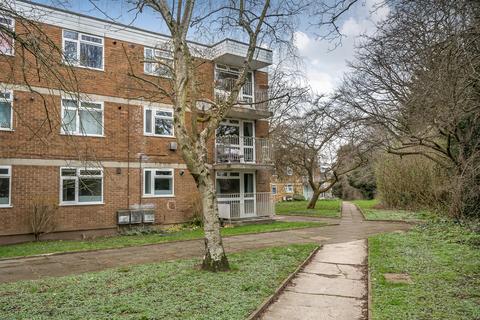 undefined, Simmons Close, London