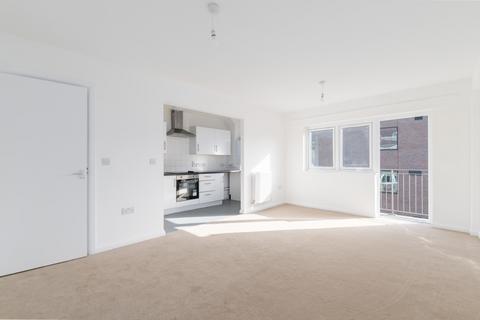 2 bedroom flat to rent, Vallance Road London E1