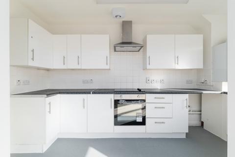 2 bedroom flat to rent, Vallance Road London E1
