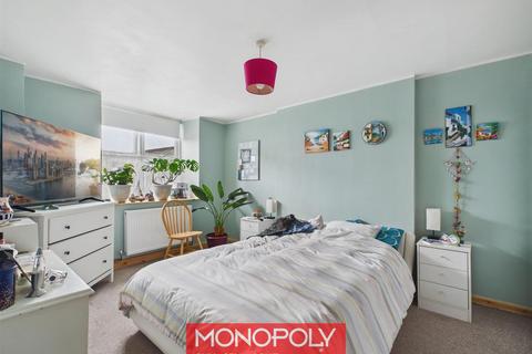 undefined, Corwen LL21