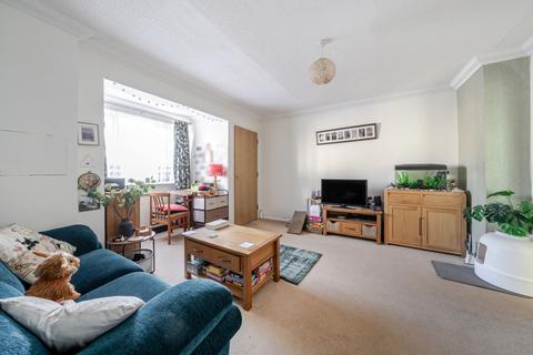 Bensham Lane, Thornton Heath CR7