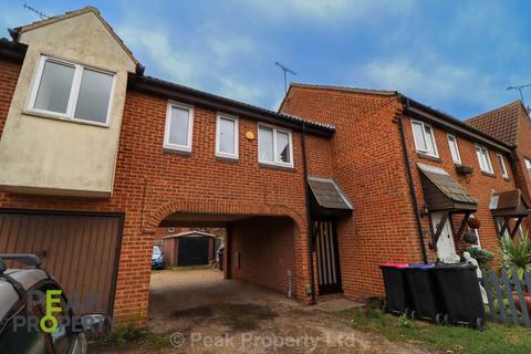 1 bedroom flat to rent, Woodcotes, Southend On Sea SS3