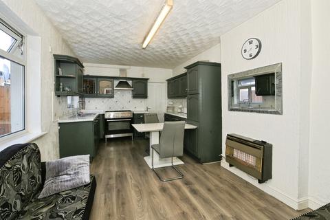 3 bedroom terraced house for sale, Cromwell Road, Peterborough