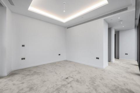 4 bedroom apartment to rent, Thames City London SW8