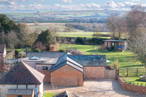 2 bedroom detached house for sale, High Penn, Calne SN11