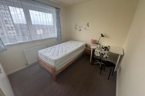 1 bedroom in a house share to rent, Eden Mount, Leeds LS4