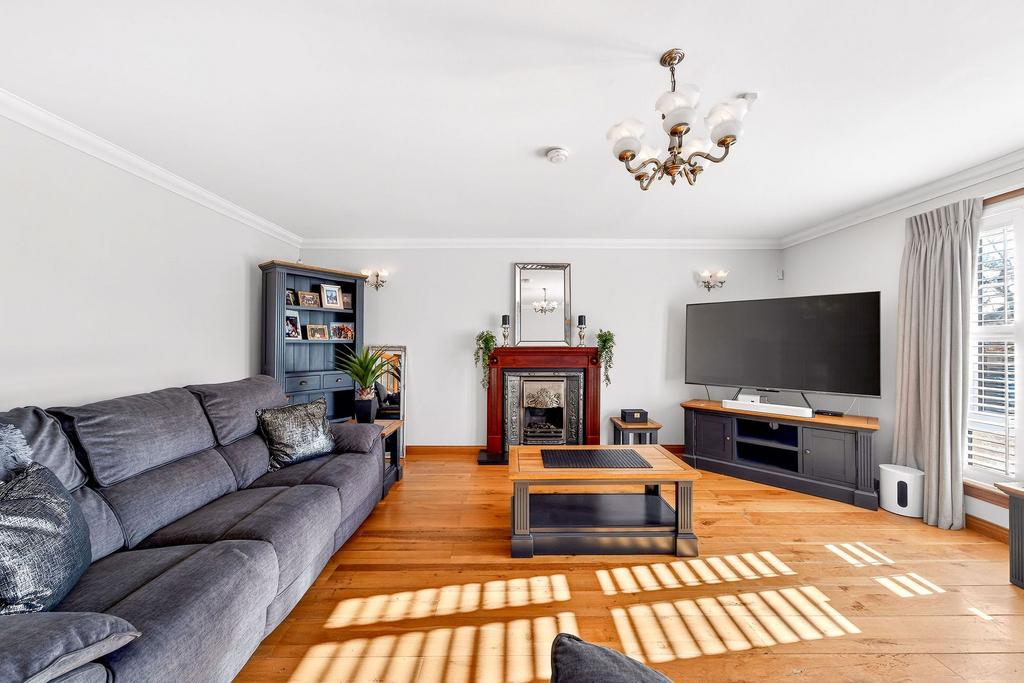 Formal Lounge