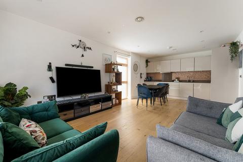 Riverwell Close, Watford, WD18