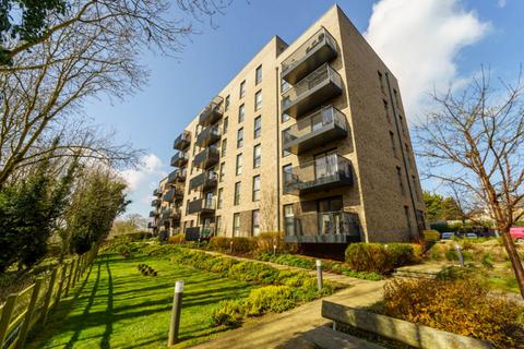 2 bedroom flat for sale, Riverwell Close, Watford, WD18