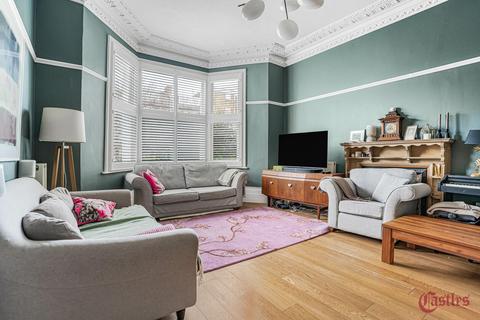 undefined, Crouch Hill, N8