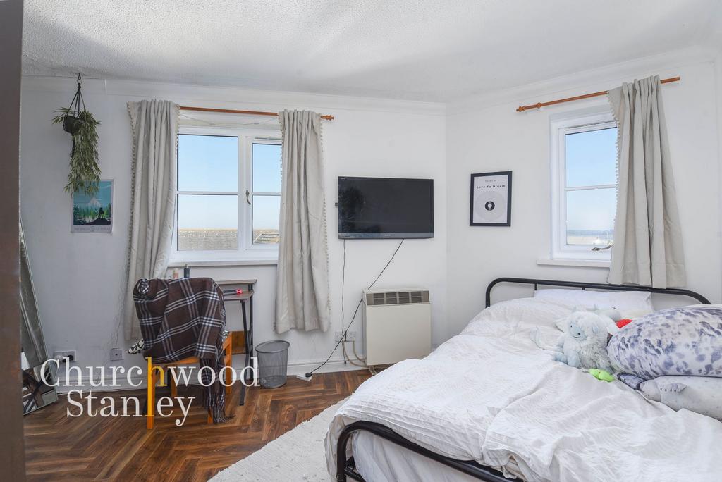 Second bedroom
