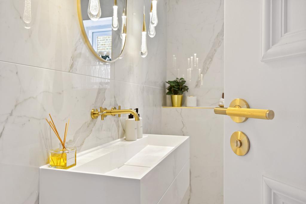 En Suite 2