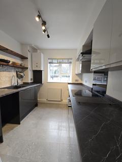 3 bedroom apartment to rent, Flat , Viceroy Court, Wilmslow Road, Manchester