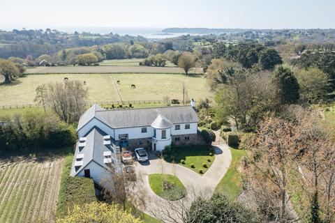 7 bedroom detached house for sale, Les Charrieres Malorey, St. Lawrence, Jersey