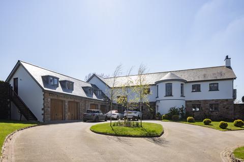 7 bedroom detached house for sale, Les Charrieres Malorey, St. Lawrence, Jersey