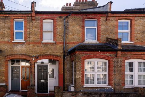 2 bedroom maisonette for sale, Lea Road, Enfield EN2