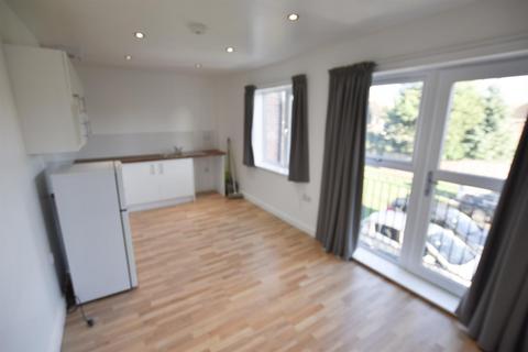 1 bedroom flat to rent, Markfield Court, Leicester, LE4