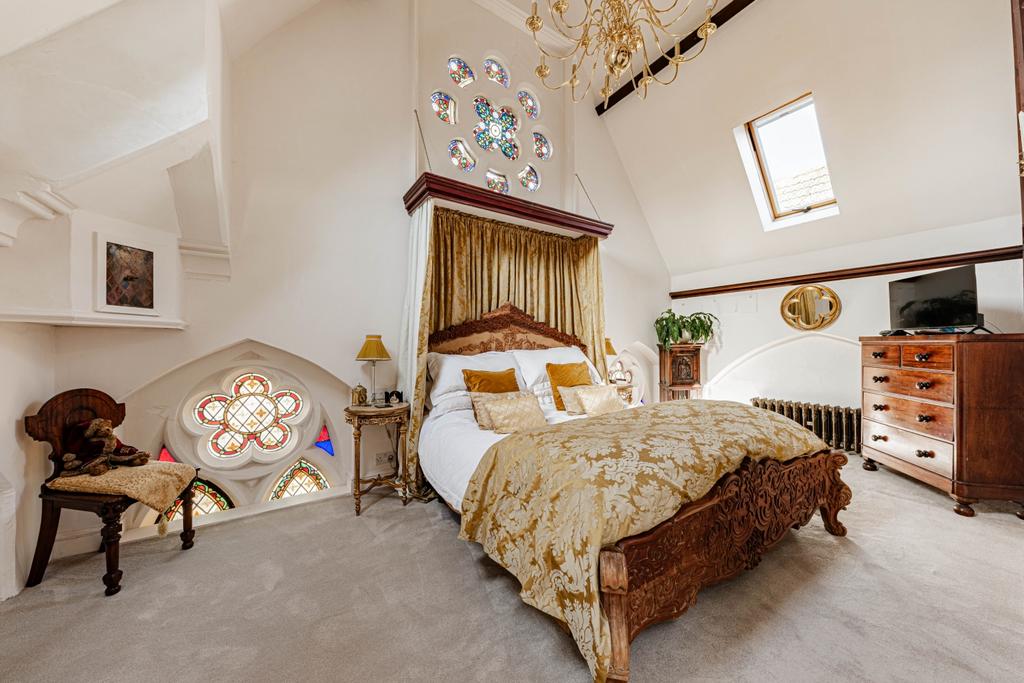 Main Bedroom