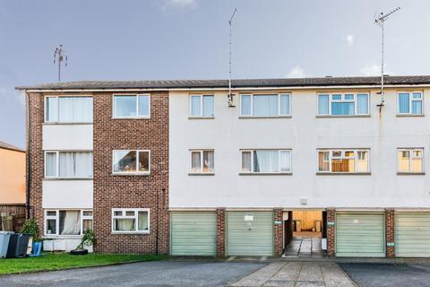 3 bedroom house for sale, Lowell Place, Witney