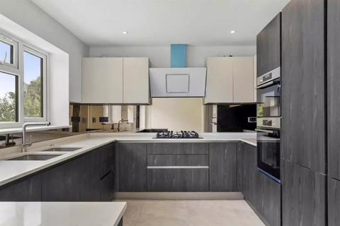 undefined, Elms Lane, Wembley, HA0