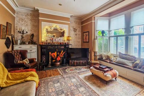 7 bedroom semi-detached house for sale, River Road, Littlehampton, BN17