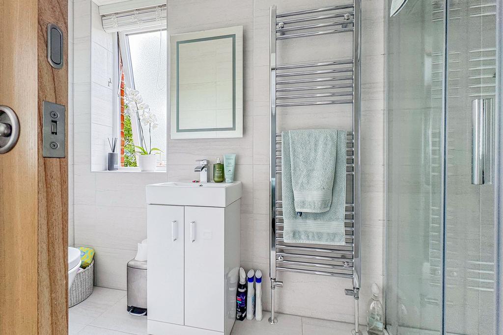 Ensuite
